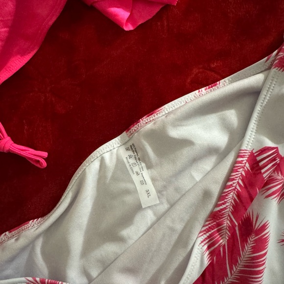 Pink Off-Shoulder Bikini Set - Picture 5 of 5